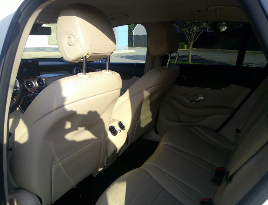 2022 Mercedes-Benz GLC - $26,977