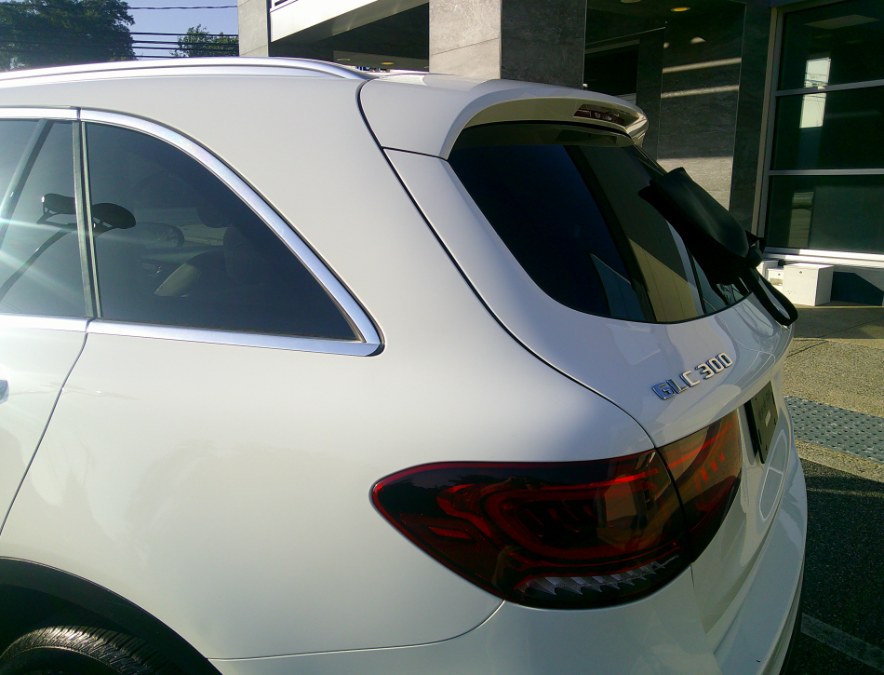 2022 Mercedes-Benz GLC - $26,977
