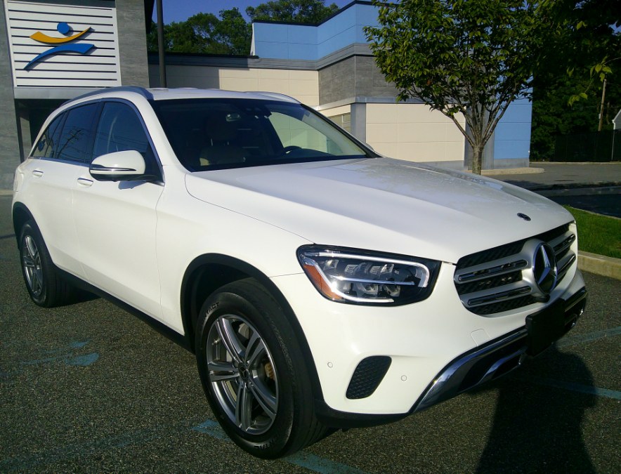 2022 Mercedes-Benz GLC - $26,977