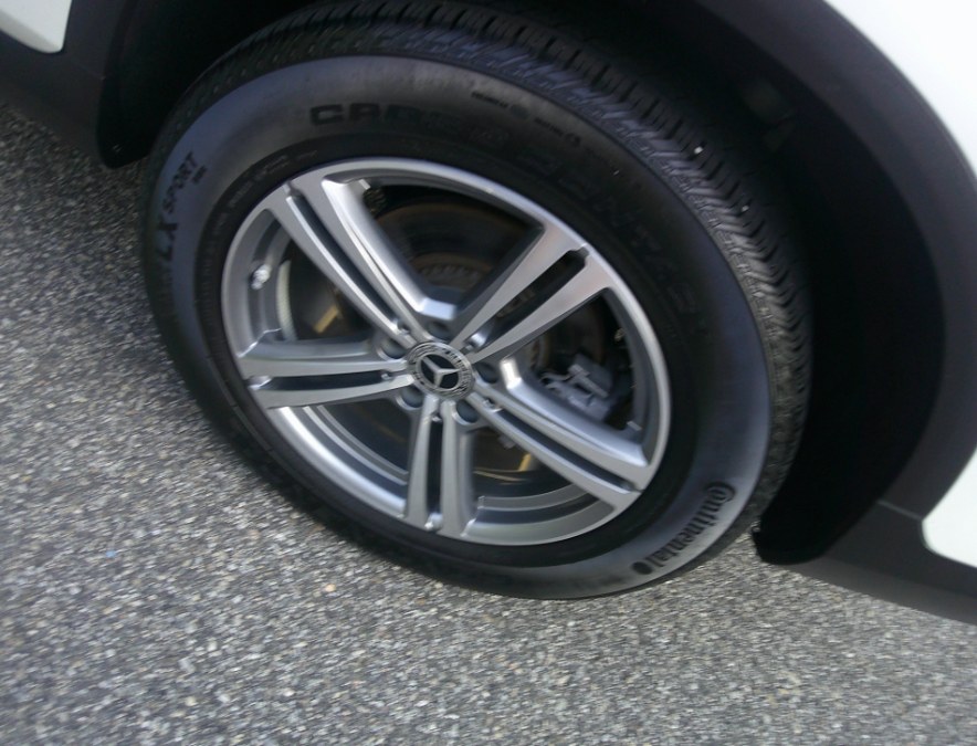 2022 Mercedes-Benz GLC - $26,977