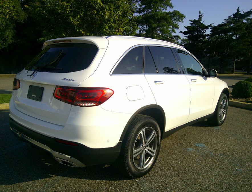 2022 Mercedes-Benz GLC - $26,977