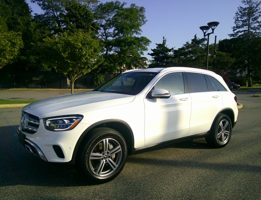 2022 Mercedes-Benz GLC - $26,977