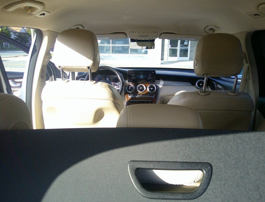 2022 Mercedes-Benz GLC - $26,977