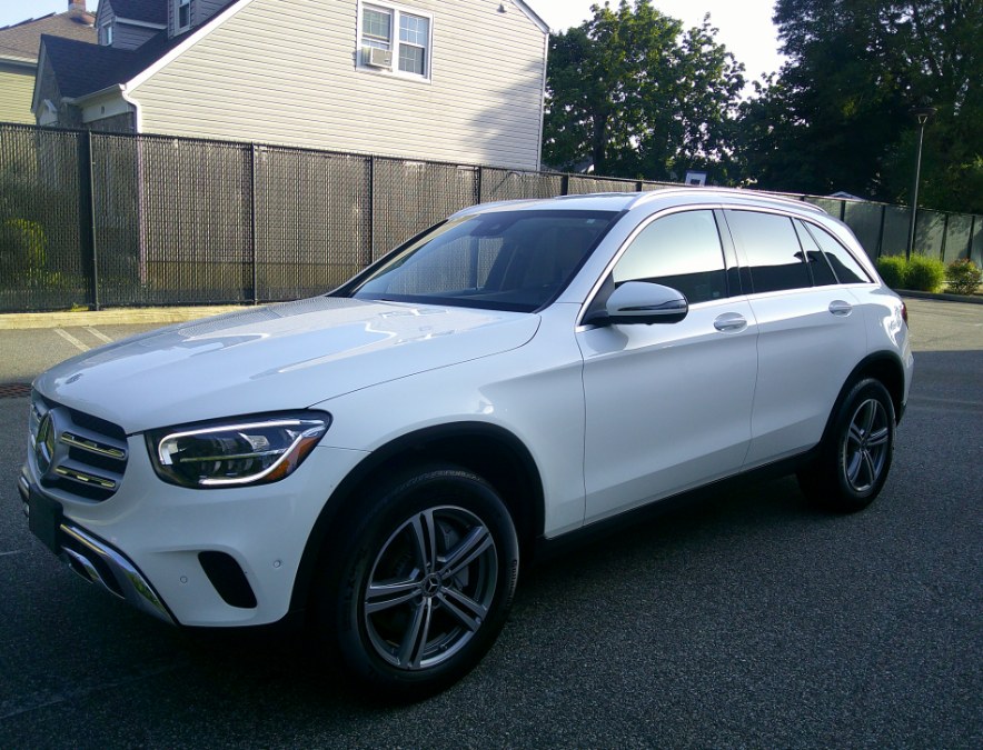 2022 Mercedes-Benz GLC - $26,977