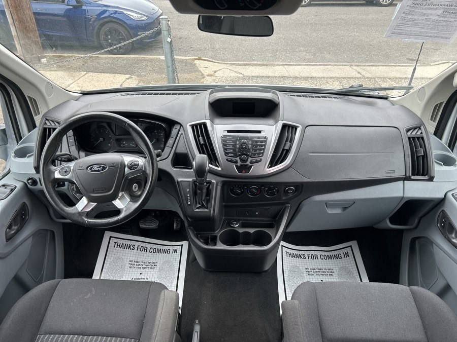 2016 Ford Transit XLT - Photo 33