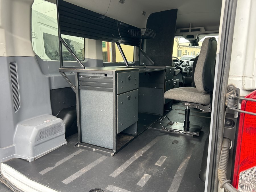 2016 Ford Transit XLT - Photo 46