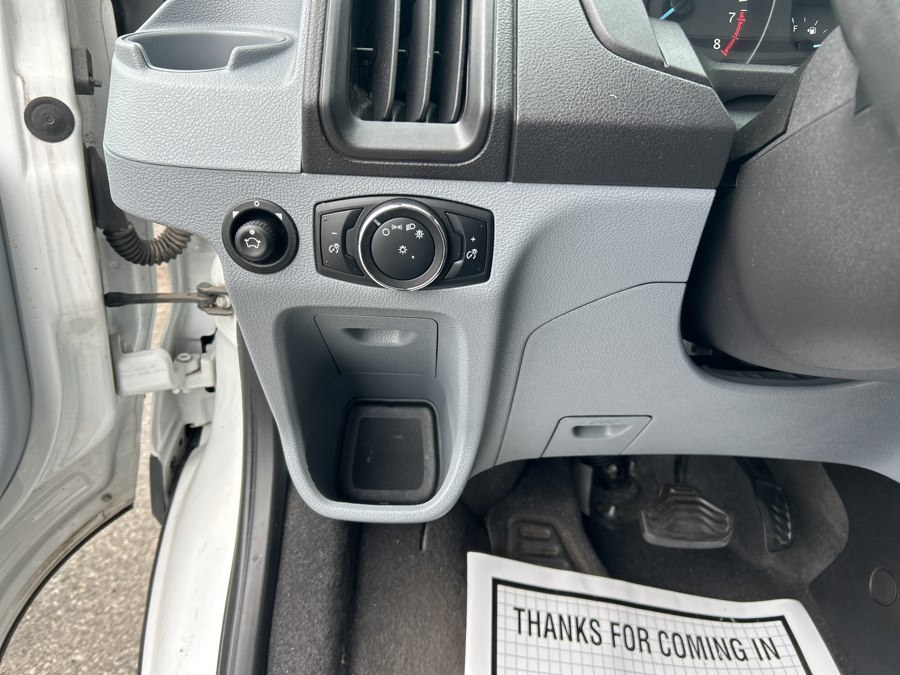 2016 Ford Transit XLT - Photo 51