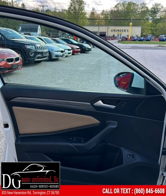 2019 Volkswagen Jetta SEL - Photo 15