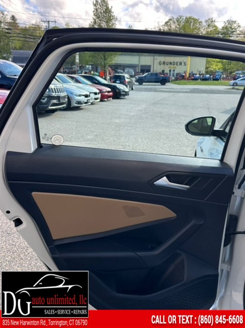 2019 Volkswagen Jetta SEL - Photo 17