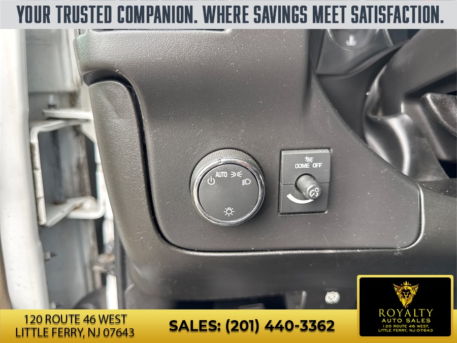 2015 GMC Savana Cargo Work Van - Photo 20