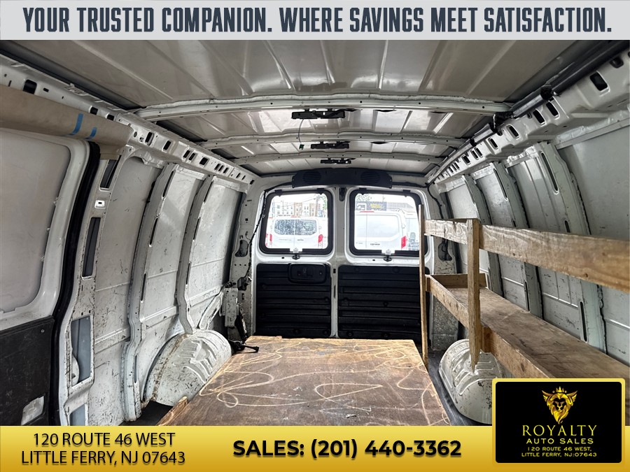 2015 GMC Savana Cargo Work Van - Photo 14