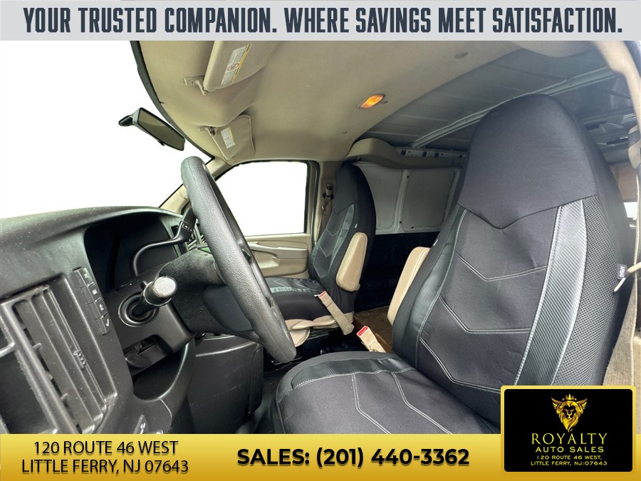 2015 GMC Savana Cargo Work Van - Photo 13