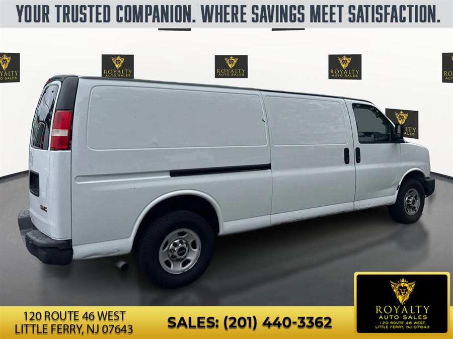 2015 GMC Savana Cargo Work Van - Photo 4
