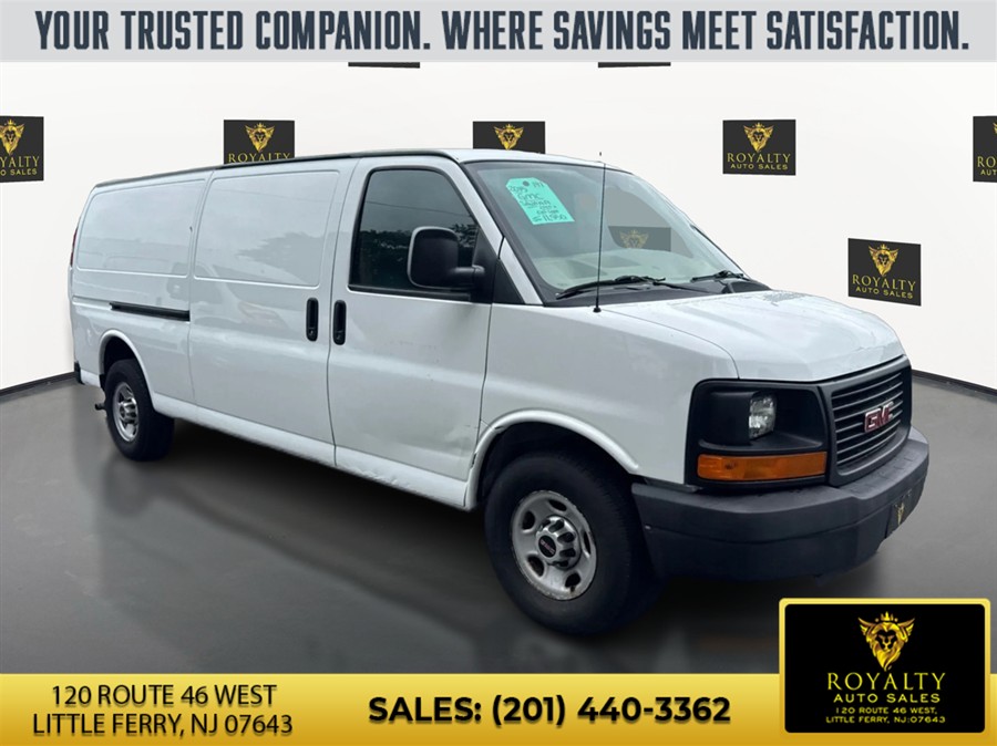 2015 GMC Savana Cargo Work Van - Photo 2