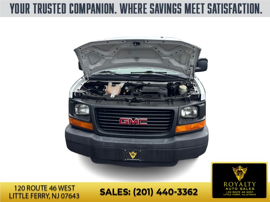 2015 GMC Savana Cargo Work Van - Photo 10