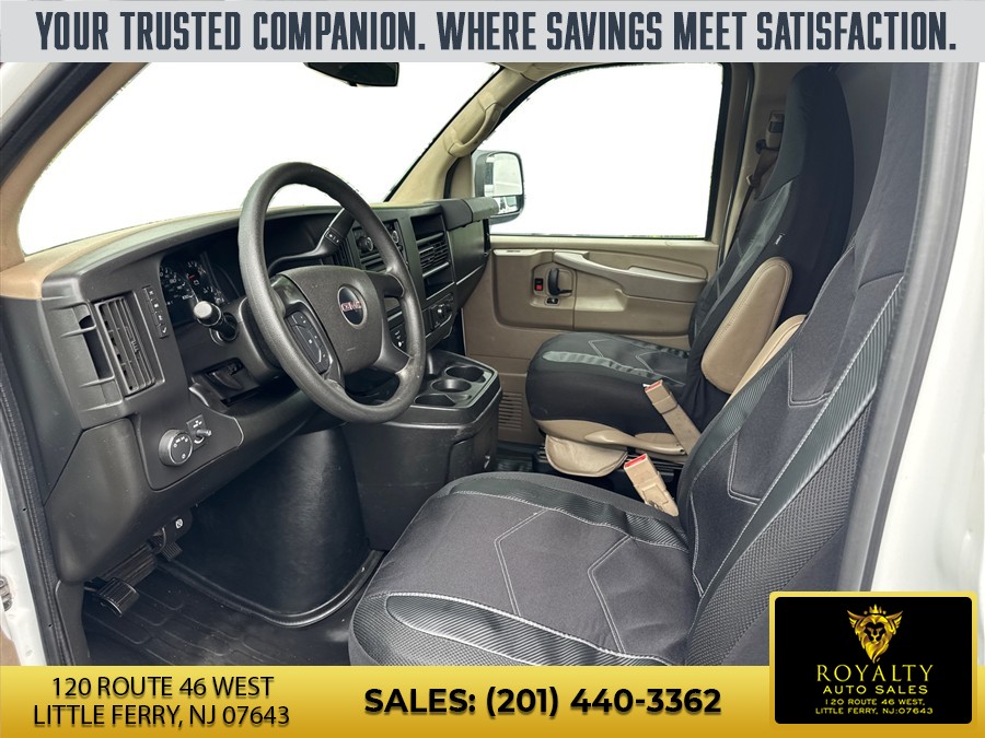 2015 GMC Savana Cargo Work Van - Photo 8