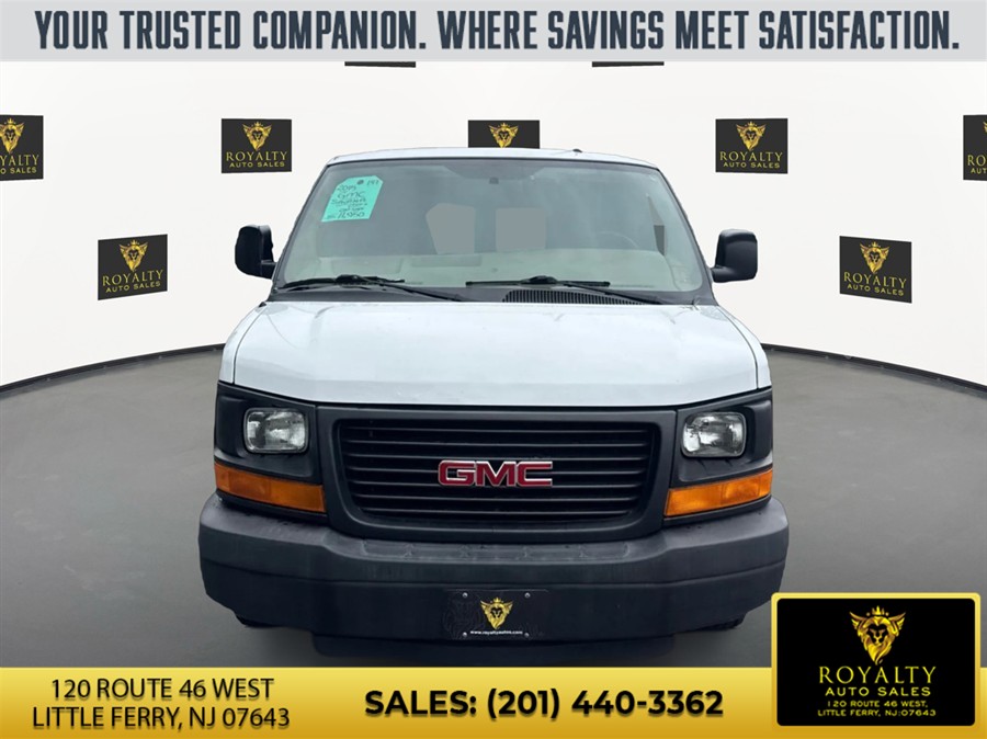 2015 GMC Savana Cargo Work Van - Photo 1