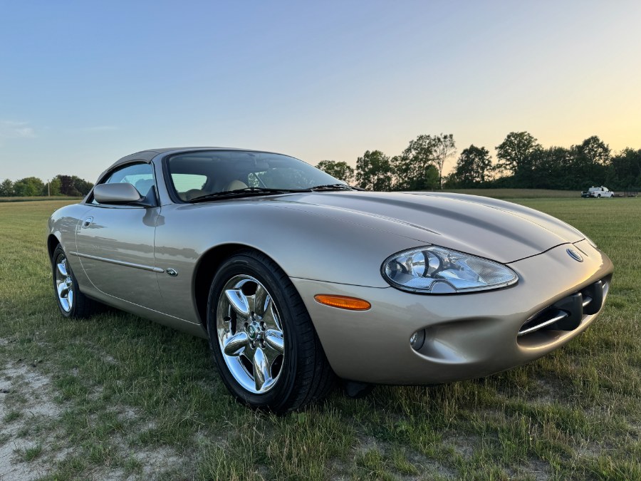 1997 Jaguar XK8 - Photo 6