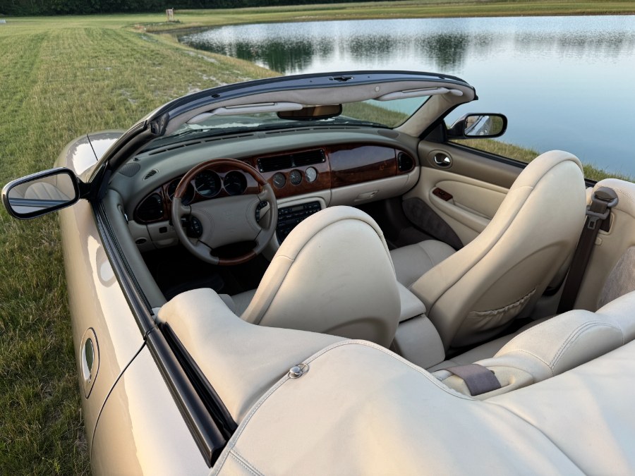 1997 Jaguar XK8 - Photo 23