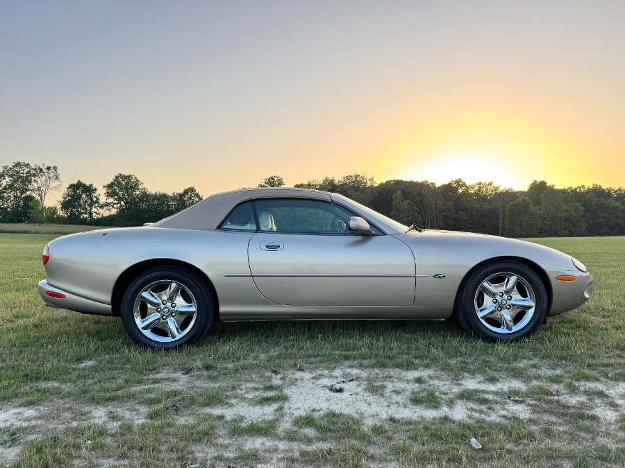 1997 Jaguar XK8 - Photo 5