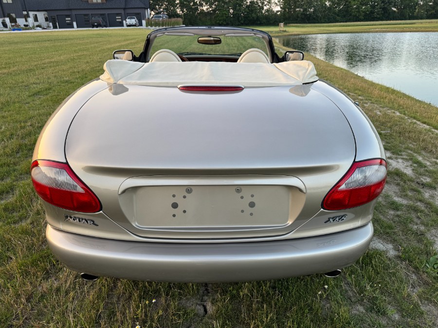 1997 Jaguar XK8 - Photo 17