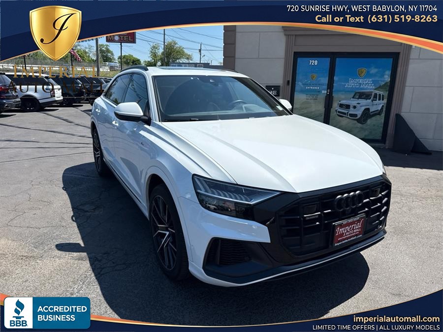 2021 Audi Q8 S-LINE