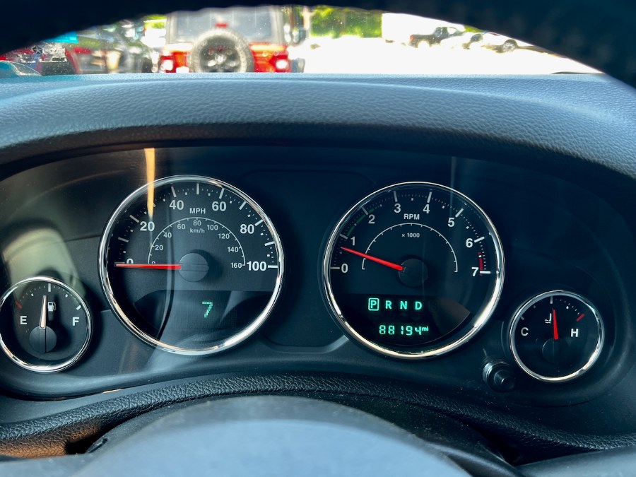 2016 Jeep Wrangler Unlimited Sahara - Photo 30