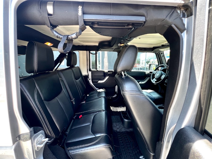 2016 Jeep Wrangler Unlimited Sahara - Photo 36