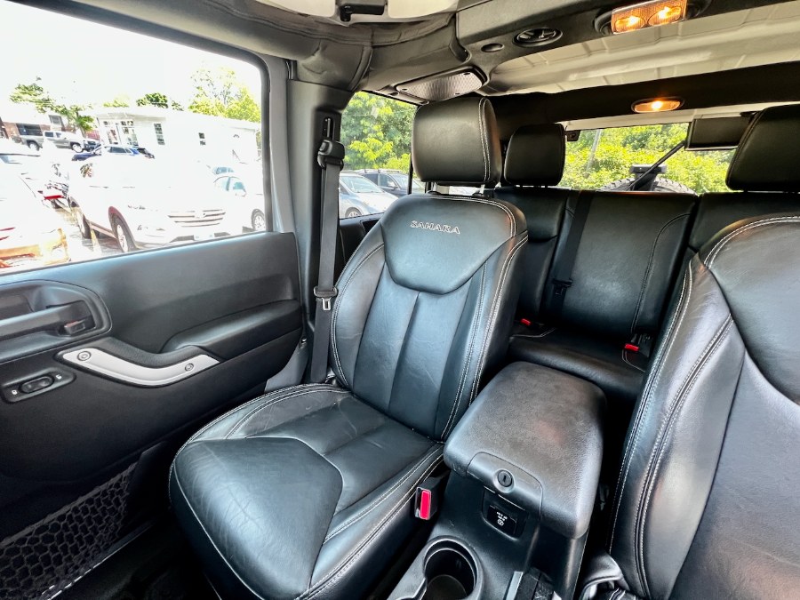 2016 Jeep Wrangler Unlimited Sahara - Photo 23