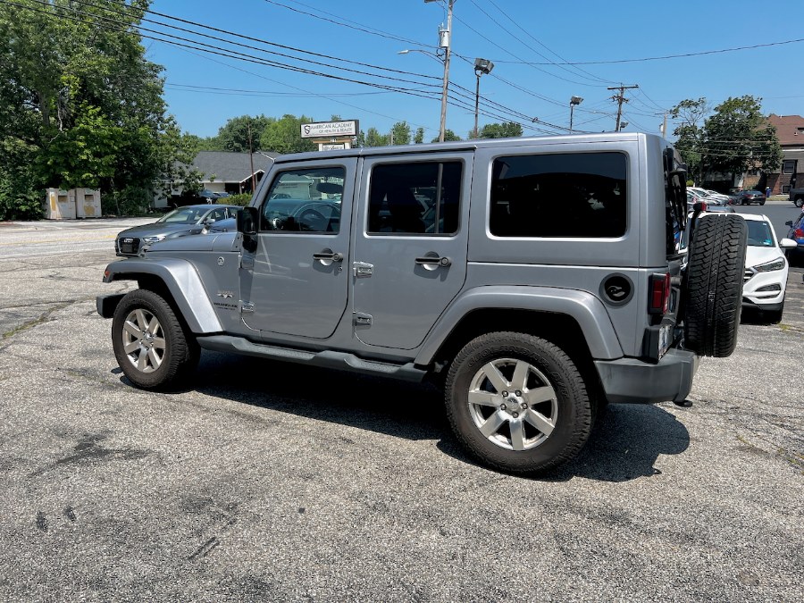 2016 Jeep Wrangler Unlimited Sahara - Photo 8