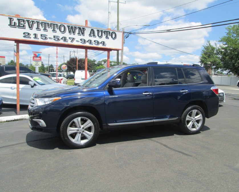 Used 2013 Toyota Highlander in Levittown, Pennsylvania | Levittown Auto. Levittown, Pennsylvania