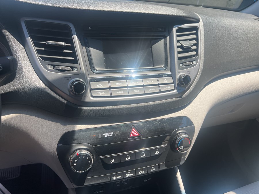 2016 Hyundai Tucson SE - Photo 14