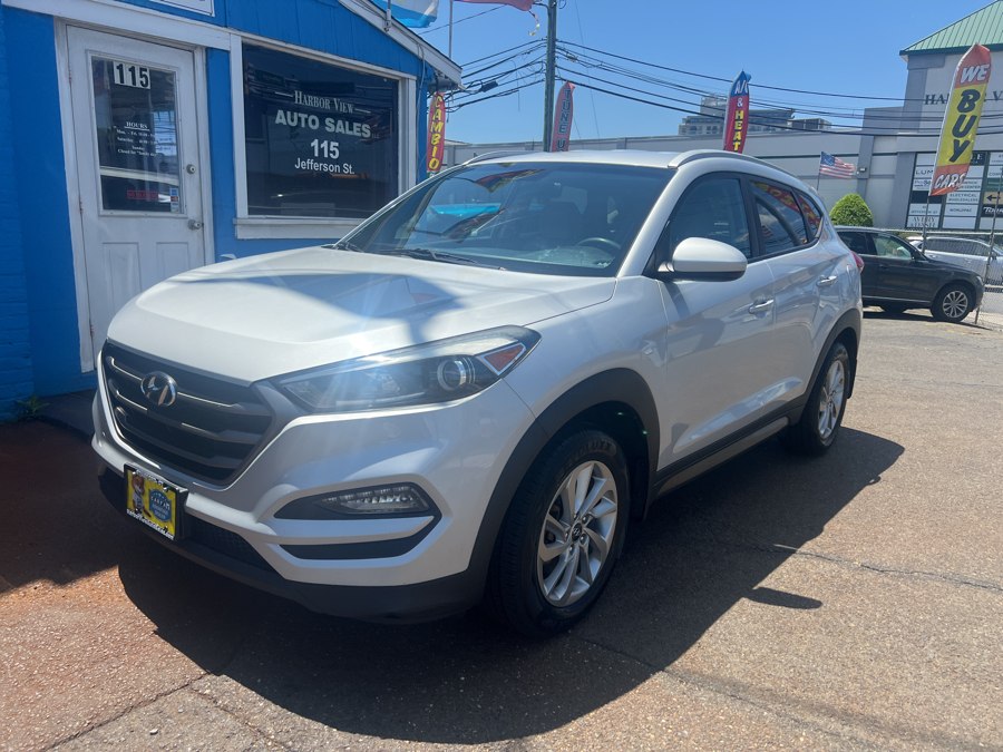 2016 Hyundai Tucson SE AWD photo