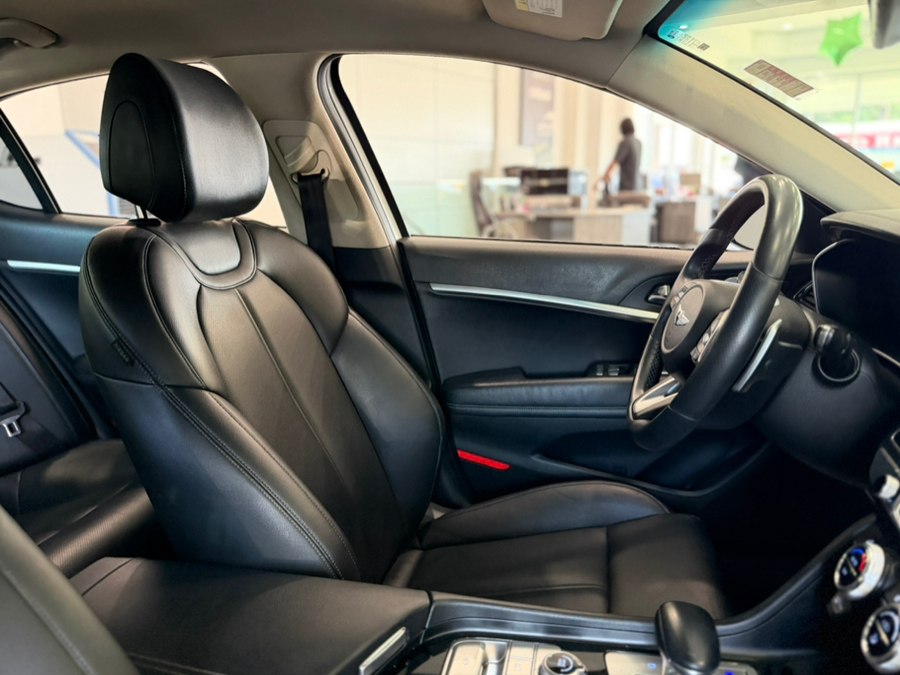 2022 GENESIS G70 Standard - Photo 20