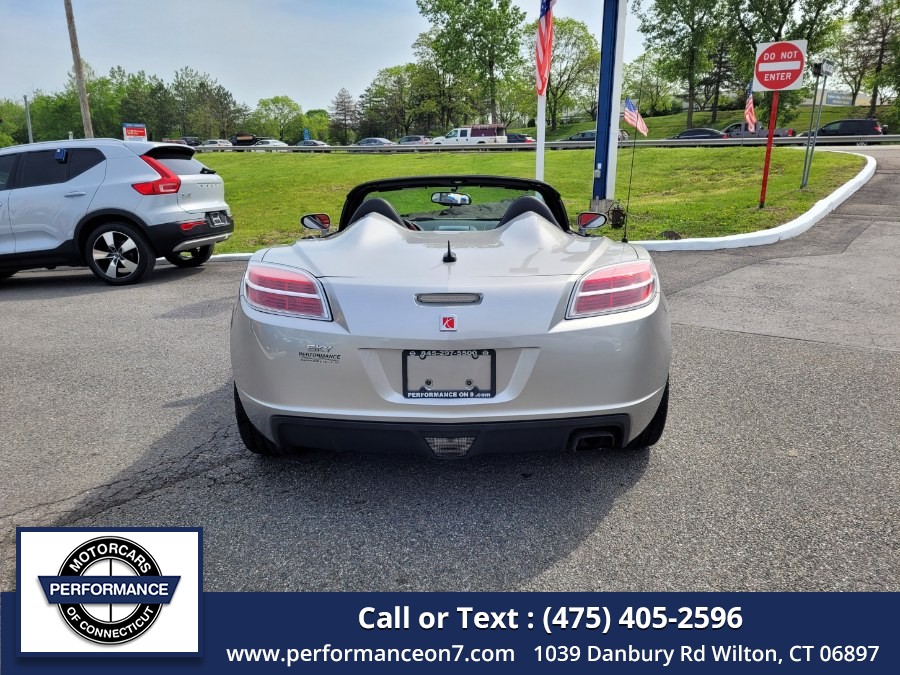 2007 Saturn Sky Roadster - Photo 14