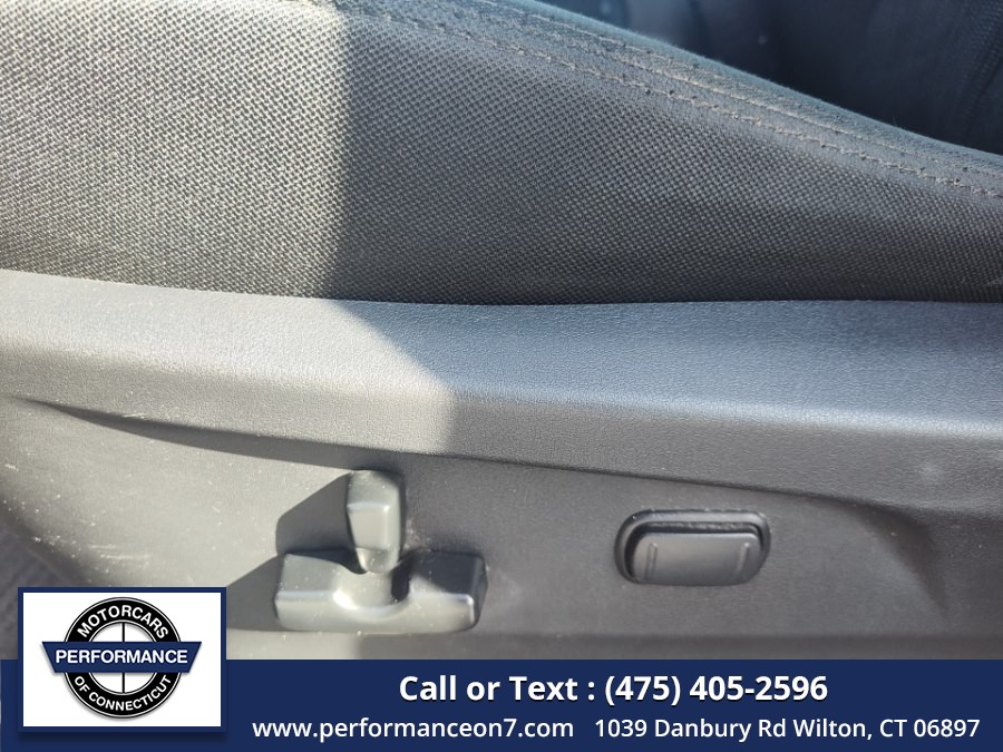 2014 Subaru Legacy 2.5i Premium - Photo 11