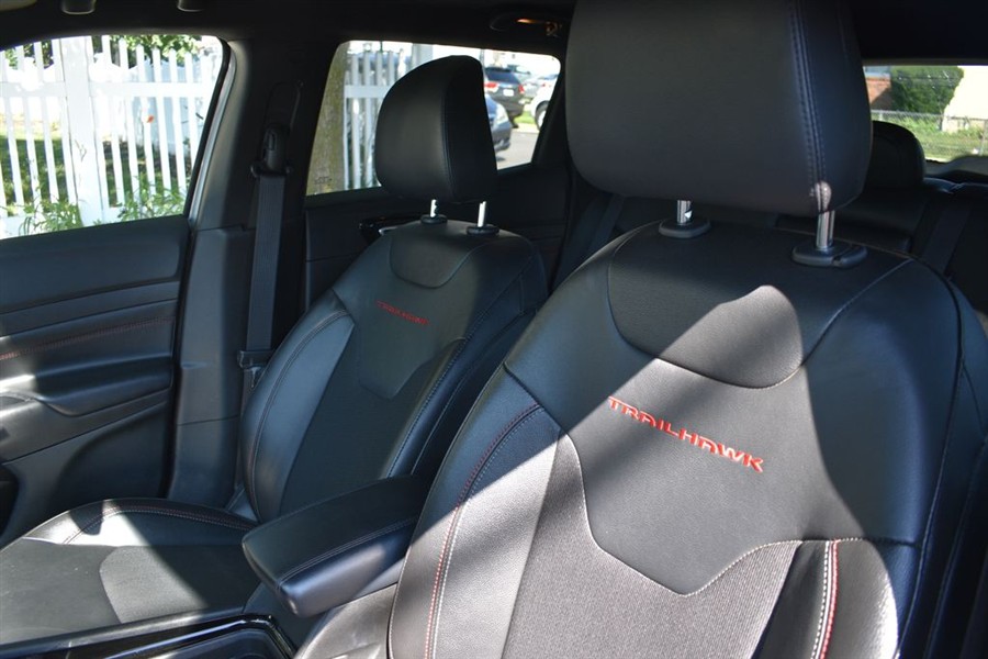 2025 Jeep Compass Trailhawk - Photo 9