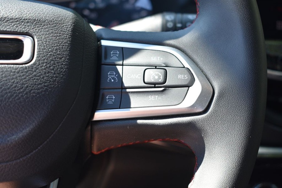 2025 Jeep Compass Trailhawk - Photo 15
