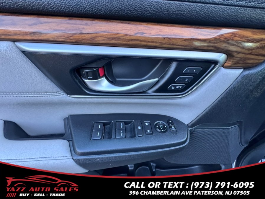 2018 Honda CR-V Touring - Photo 18
