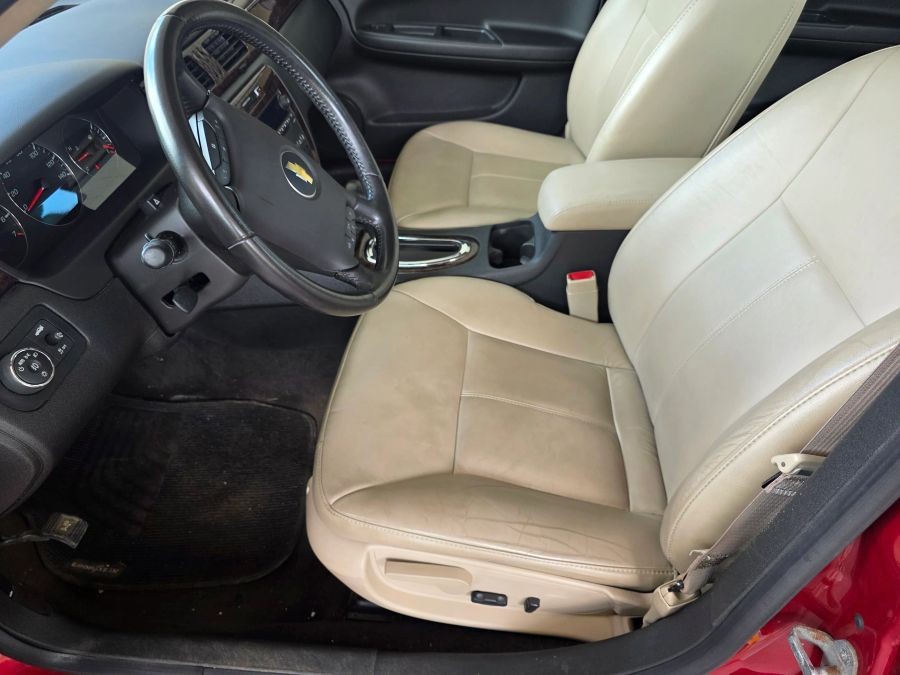 Chevrolet Impala photo 15