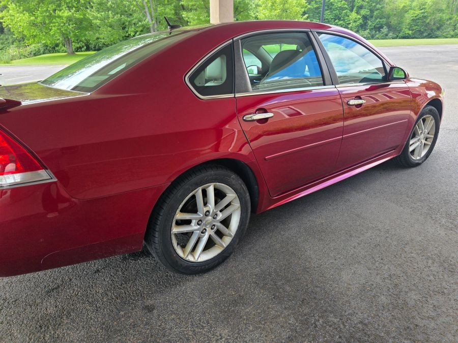 Chevrolet Impala photo 8