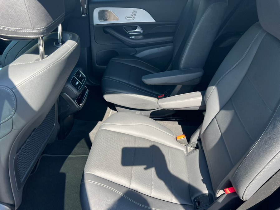 2025 Mercedes-Benz GLS Base - Photo 15