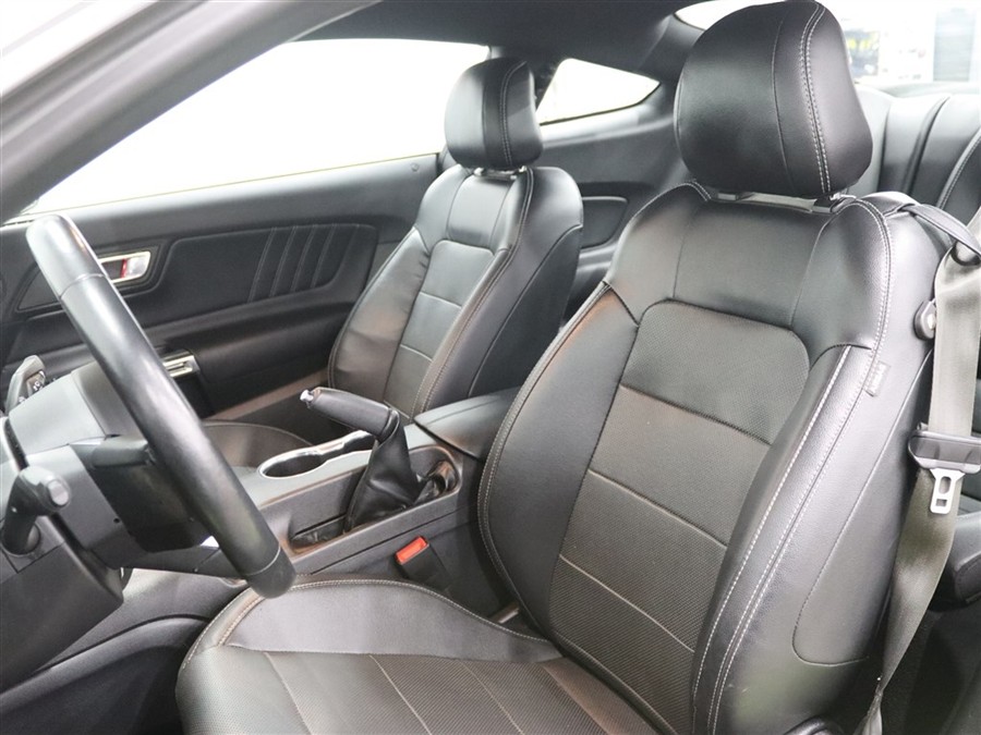 2020 Ford Mustang GT Premium - Photo 11