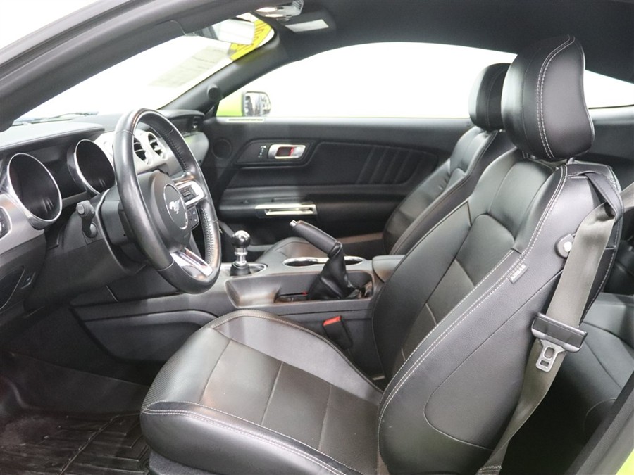 2020 Ford Mustang GT Premium - Photo 12
