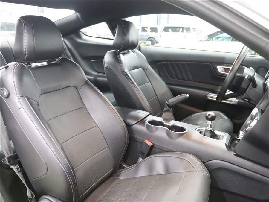 2020 Ford Mustang GT Premium - Photo 20