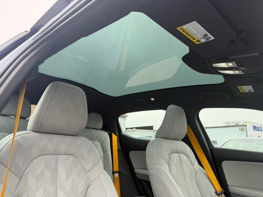 2023 Polestar 2 Performance - Photo 34
