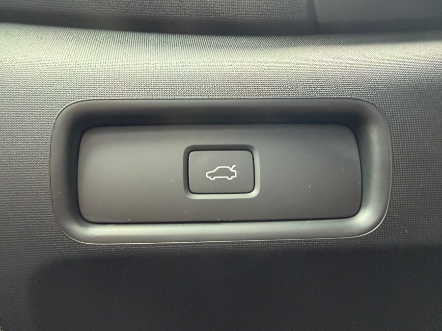 2023 Polestar 2 Performance - Photo 16