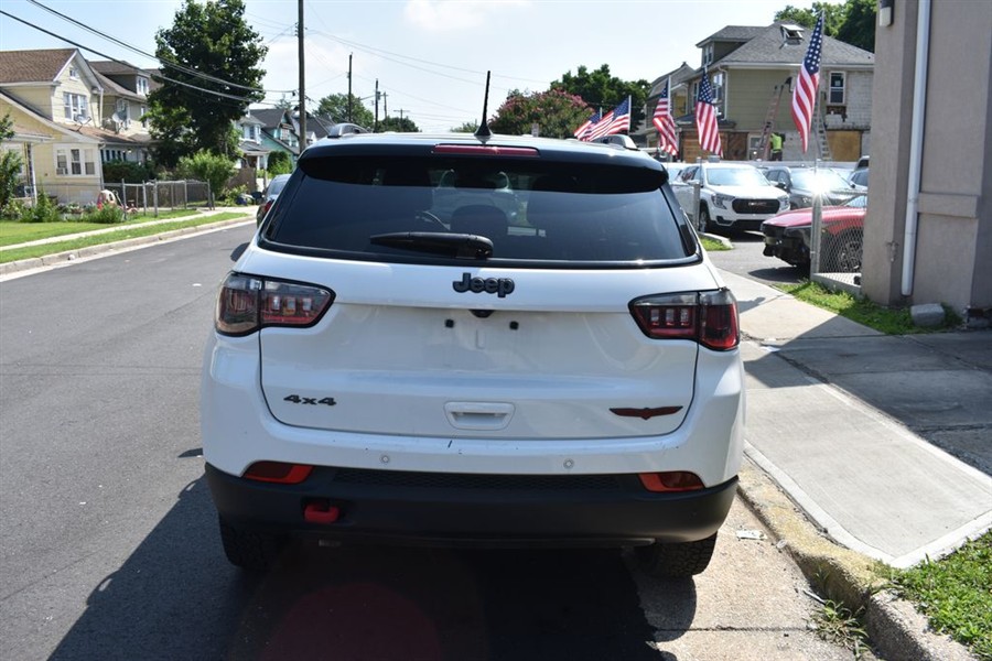 2025 Jeep Compass Trailhawk - Photo 6