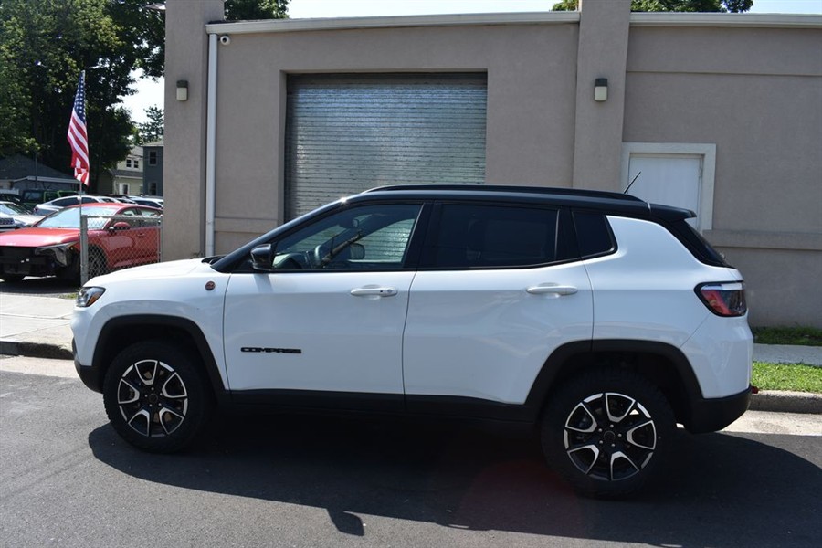 2025 Jeep Compass Trailhawk - Photo 8