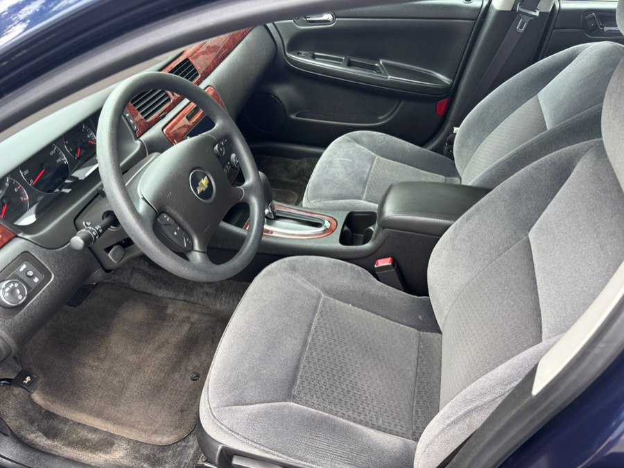 2009 Chevrolet Impala LT - Photo 8